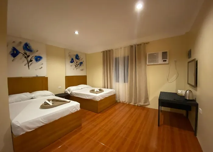 Hotel J & C *