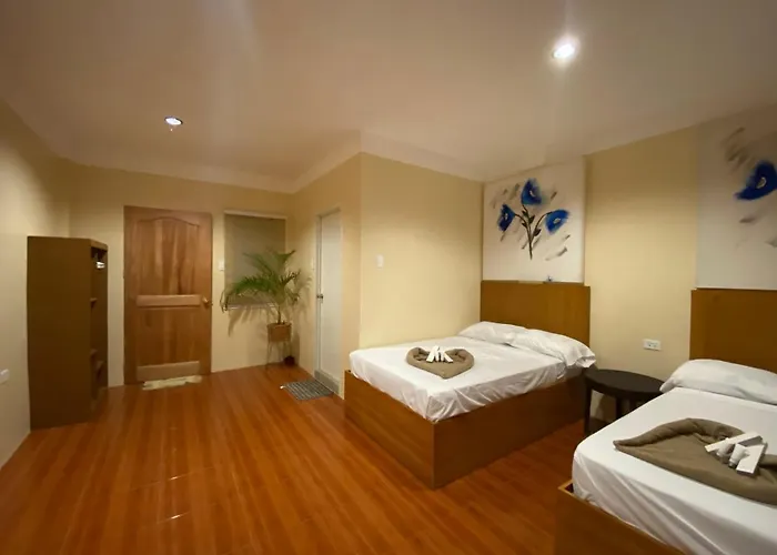 J & C Hotel